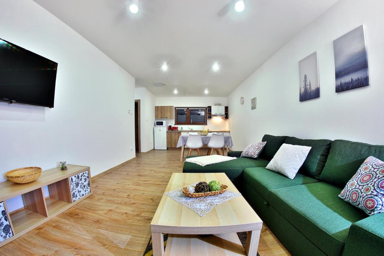 Kamilli Apartment Besenova Luaran gambar