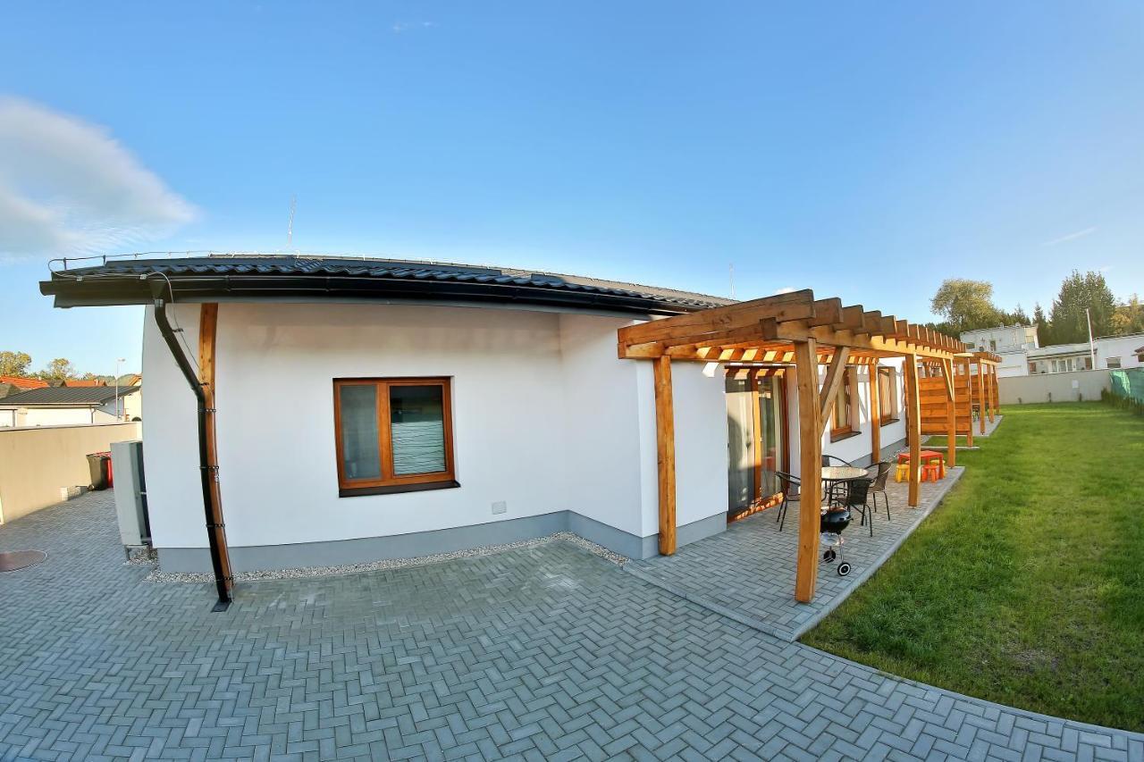 Kamilli Apartment Besenova Luaran gambar